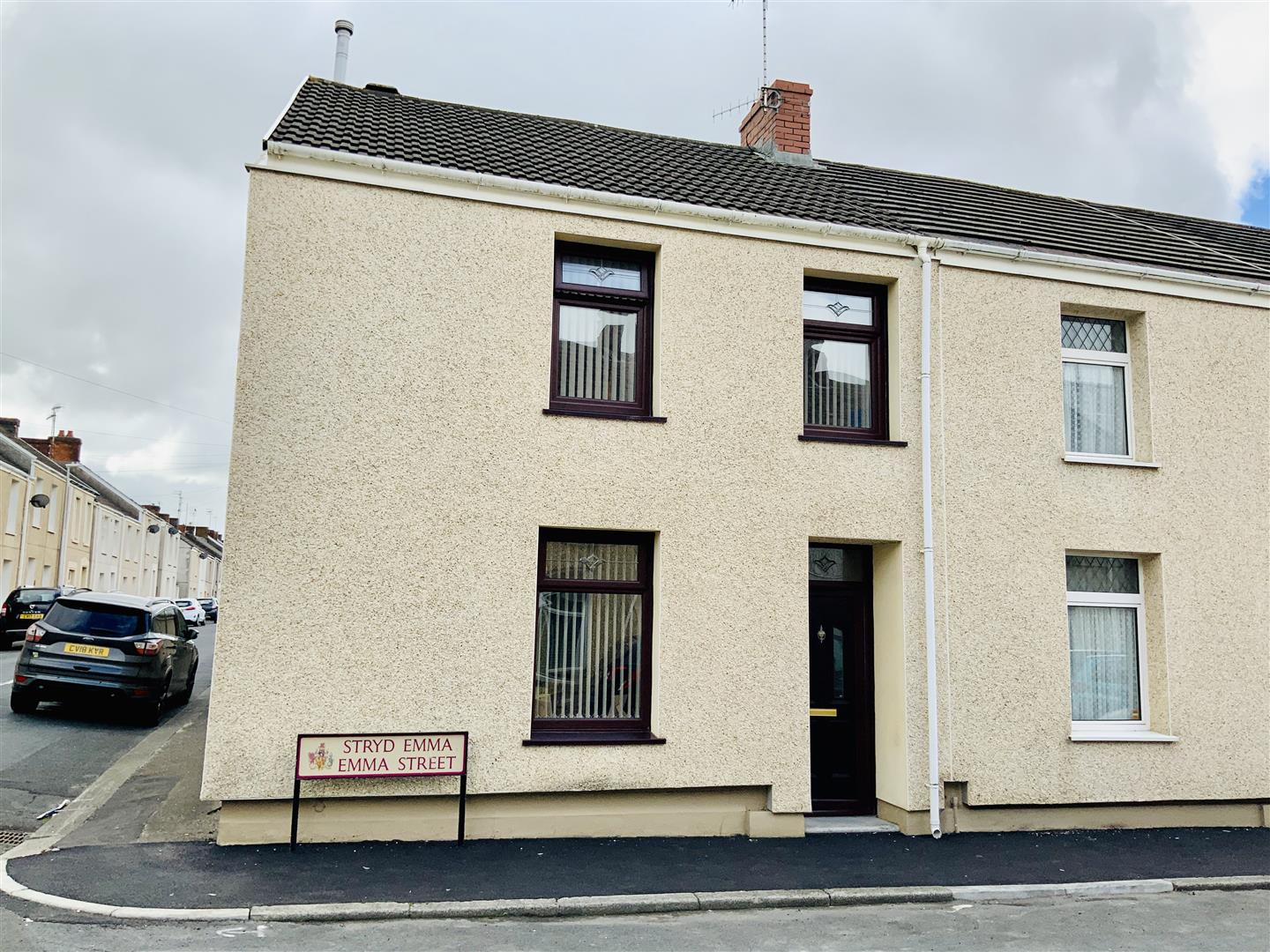 Willow Estates Properties for Sale in Llanelli and surrounding areas